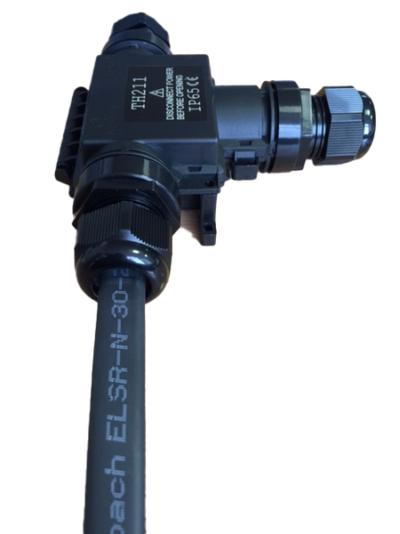 Розподільна коробка IP65 THB.211.A3A - BOX 3WAYS TERM BLOCK 3P SCREW D8-17 IP65 THB.211.A3A фото